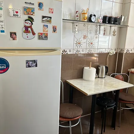Fully Furnished Spacious 2bedroom Apartment Bucharest