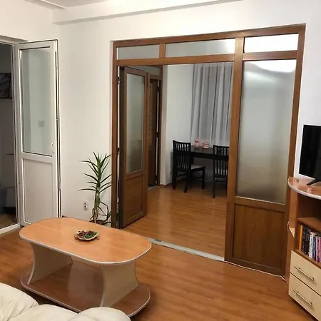 Fully Furnished Spacious 2bedroom *