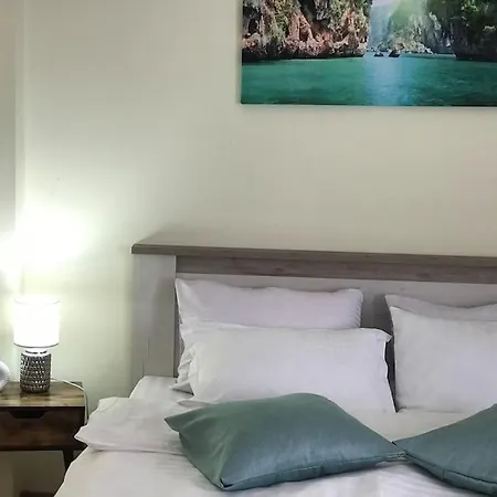 Fully Furnished Spacious 2bedroom Apartament